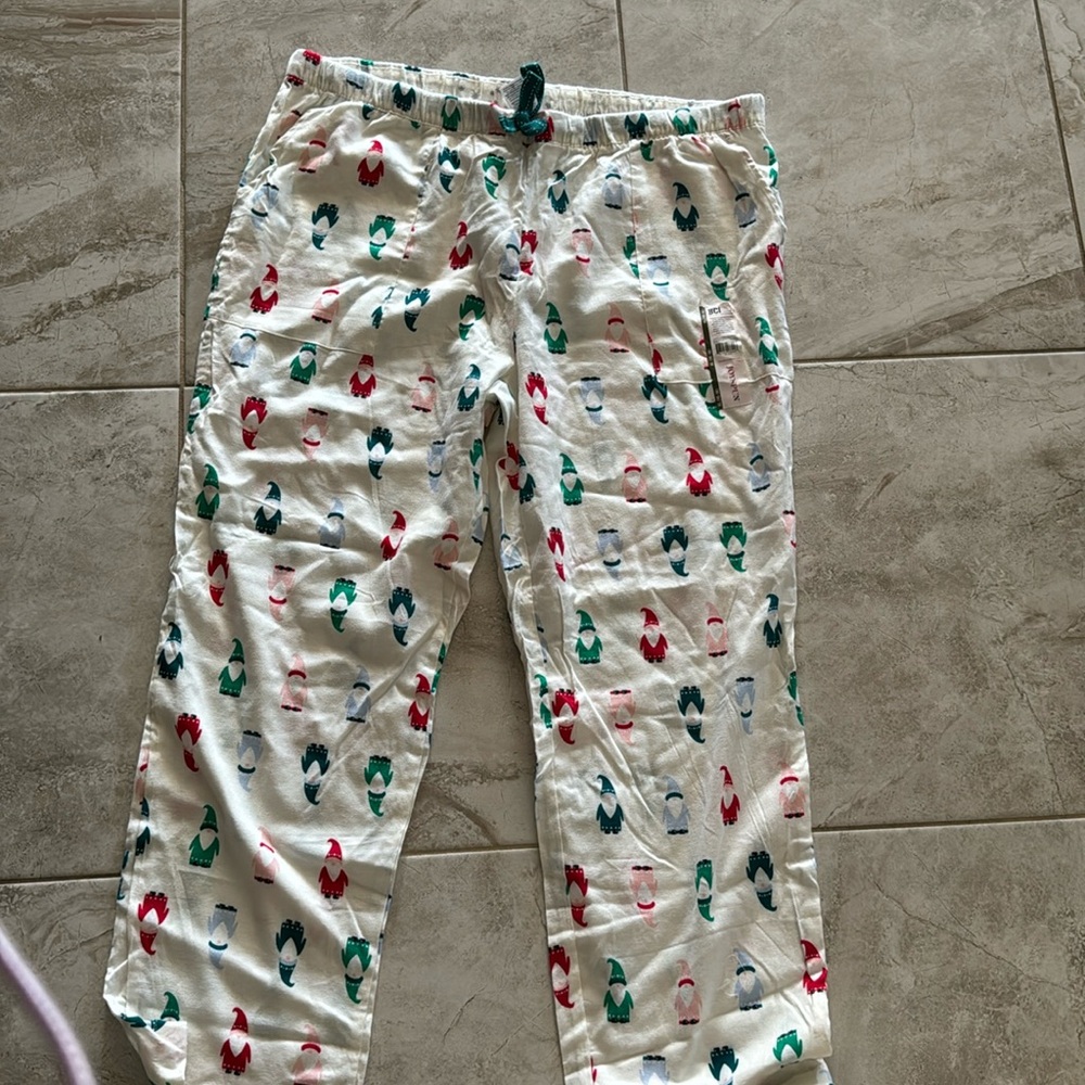 Brand new Christmas gnome sleep pants size extra large